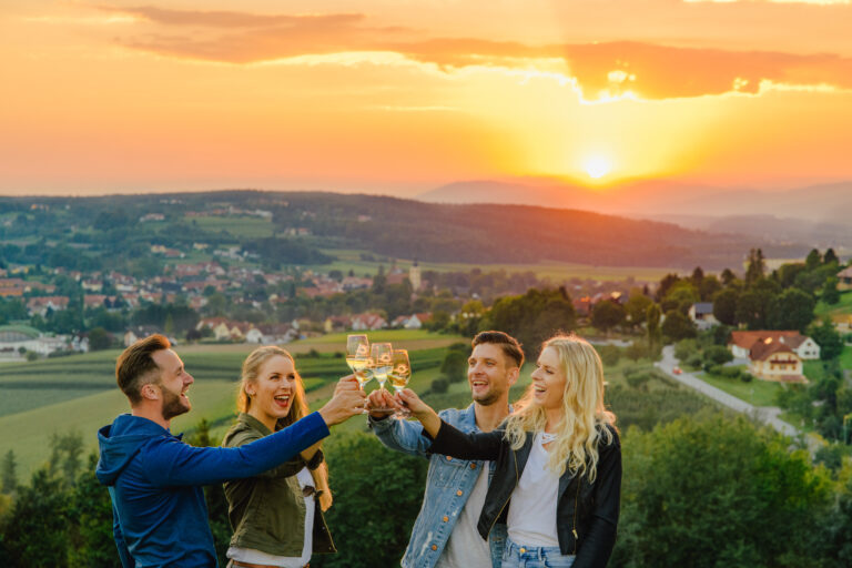 Bad Waltersdorf Weintrinken